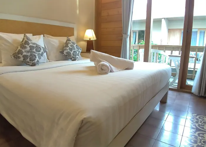 Jukung Pensión 3*